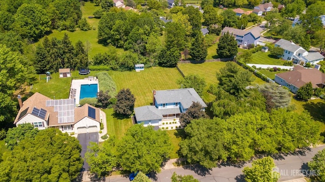 55 Cambridge Way, West Windsor, NJ 08550 - bird's eye view of a pool