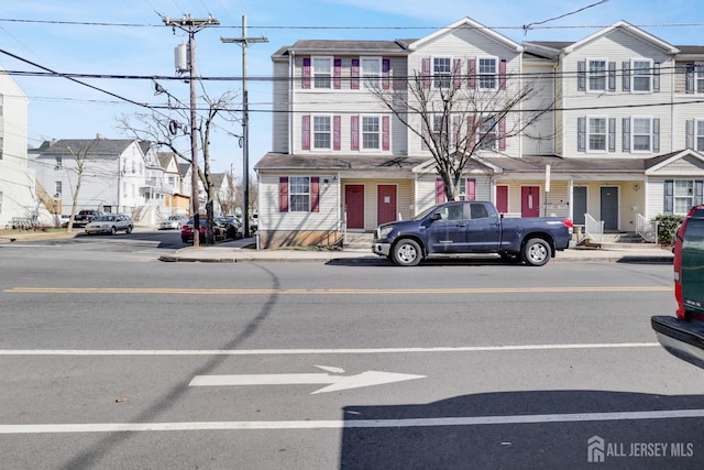 128 Remsen Ave Unit A, New Brunswick, NJ 08901 - townhome / multi-family property featuring a residential view