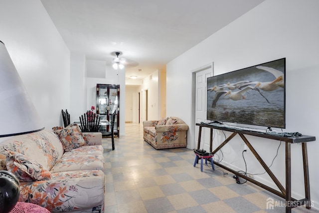128 Remsen Ave Unit A, New Brunswick, NJ 08901 - living area with a ceiling fan