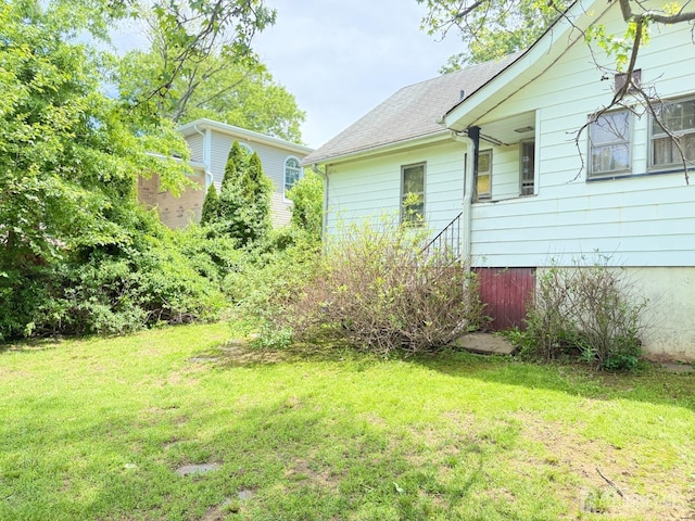 view of grassy yard