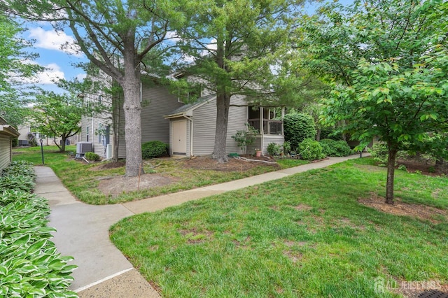 123 Concordia Cir Unit G, Monroe, NJ 08831 - view of green lawn with central AC unit