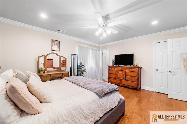 8 N Rhoda St, Monroe, NJ 08831 - bedroom featuring light wood-style floors, crown molding, recessed lighting, baseboards, and a ceiling fan