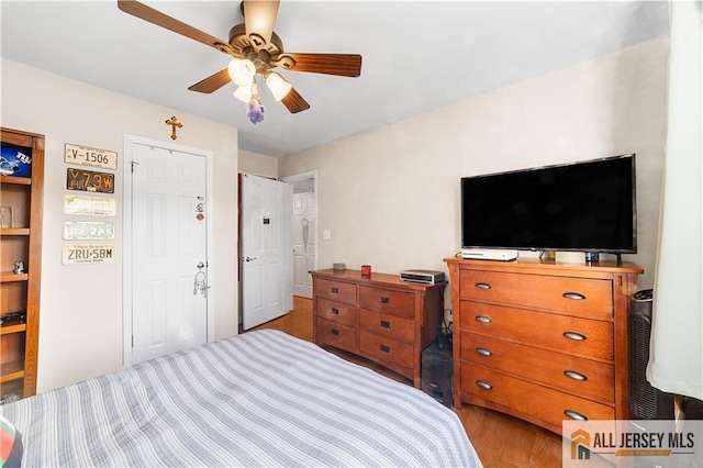 8 N Rhoda St, Monroe, NJ 08831 - bedroom with wood finished floors and ceiling fan
