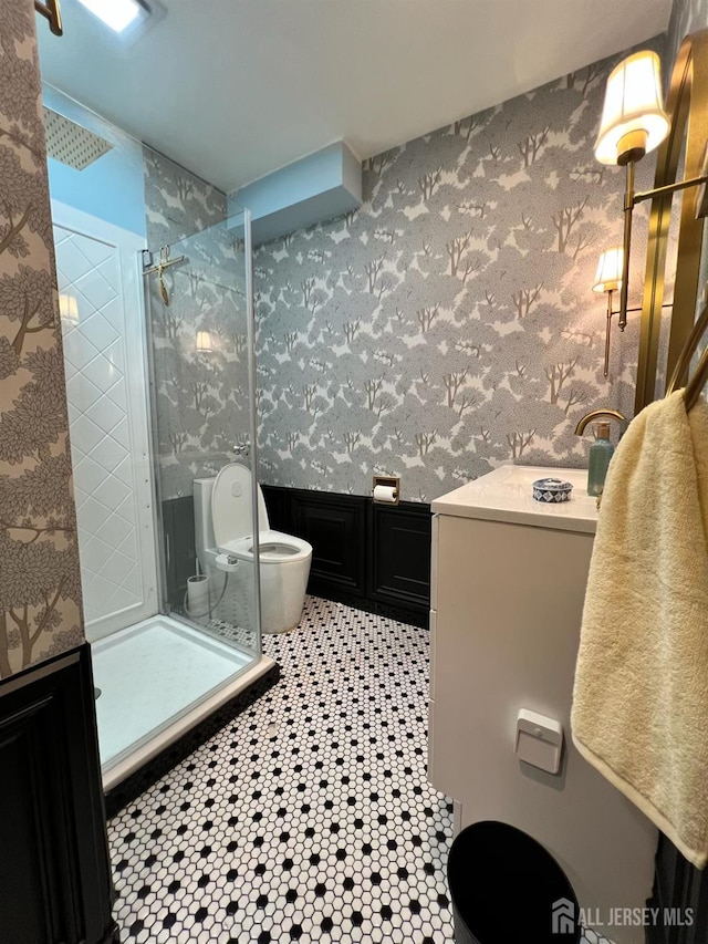 520 Albermarle St, Rahway, NJ 07065 - bathroom with a shower stall and wallpapered walls