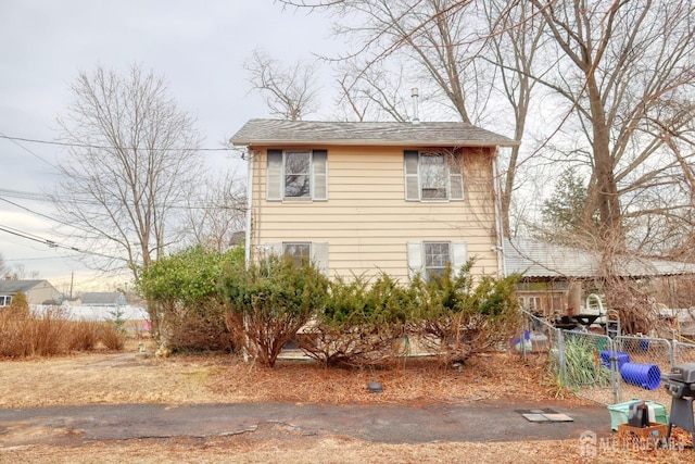 1205 Cherry St, South Plainfield, NJ 0708 - view of side of home with fence