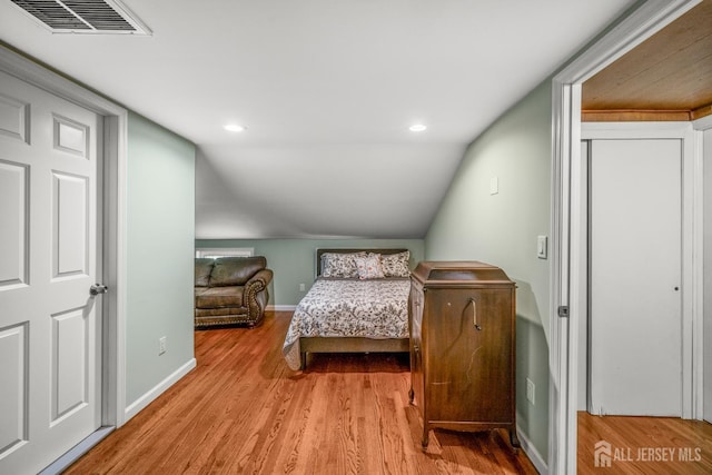 5 Wendy Rd, Woodbridge Proper, NJ 07067 - bedroom featuring wood finished floors, baseboards, recessed lighting, and vaulted ceiling