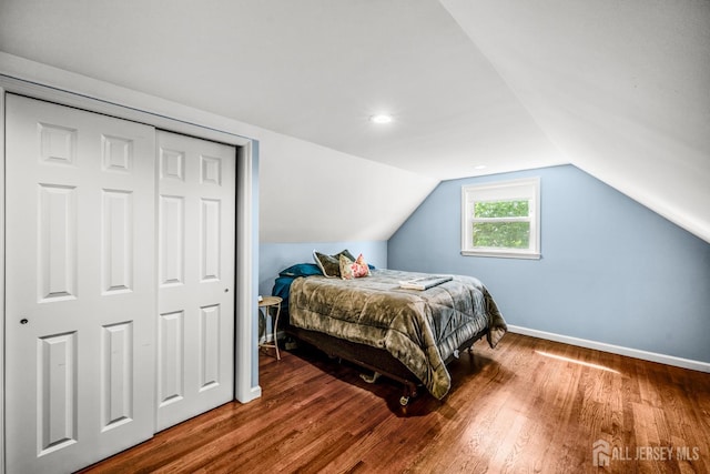 5 Wendy Rd, Woodbridge Proper, NJ 07067 - bedroom featuring wood finished floors, baseboards, and lofted ceiling