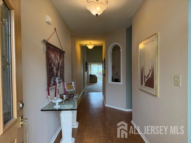 102 Leeds Ln, Monroe, NJ 08831 - hallway with baseboards