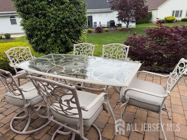 102 Leeds Ln, Monroe, NJ 08831 - view of patio featuring outdoor dining area