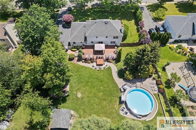 21 Tanglewood Pl, Monroe, NJ 08831 - aerial view of a pool
