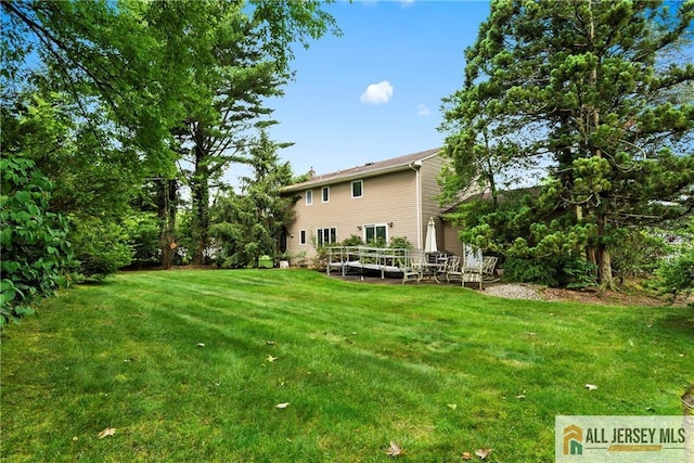 1 Eileen Ct, East Brunswick, NJ 08816 - view of grassy yard