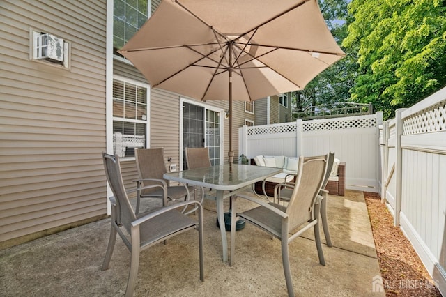 44 Windsong Cir E, Brunswick, NJ 08816 - view of patio / terrace with outdoor dining space