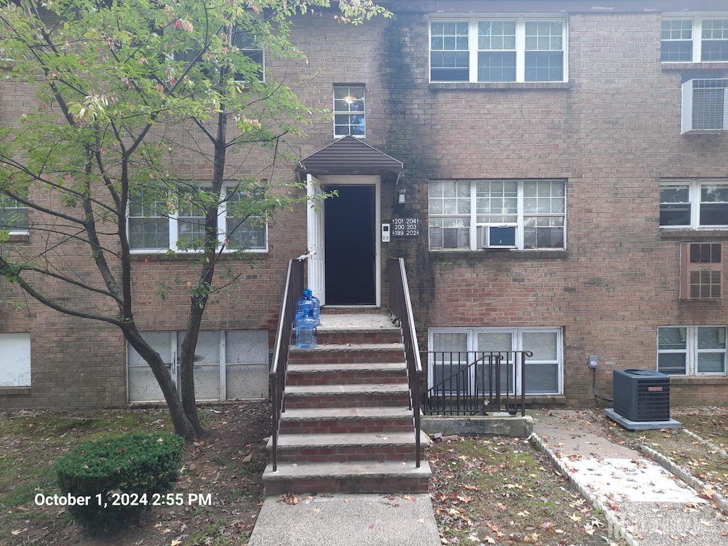 203 College Dr, Edison, NJ 08817 - photo 1