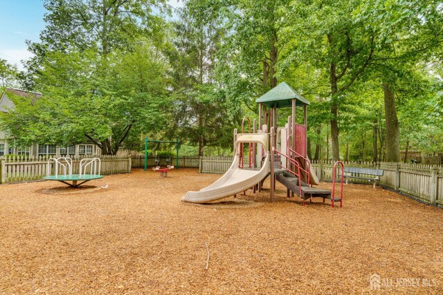 1604 Mulberry Ct, South Brunswick, NJ 08852 - view of communal playground