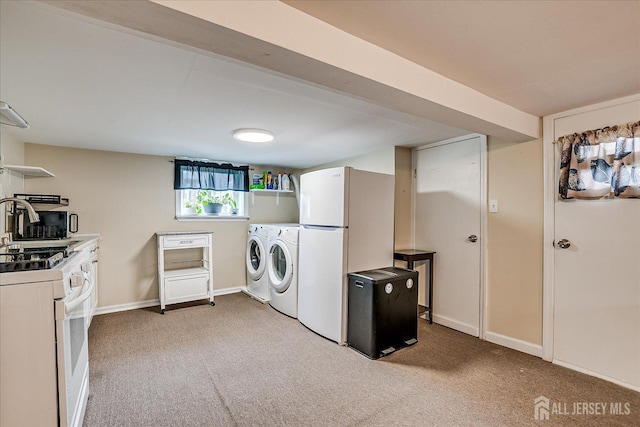 97 Boehmhurst Ave, Sayreville, NJ 08872 - laundry area featuring independent washer and dryer and light carpet