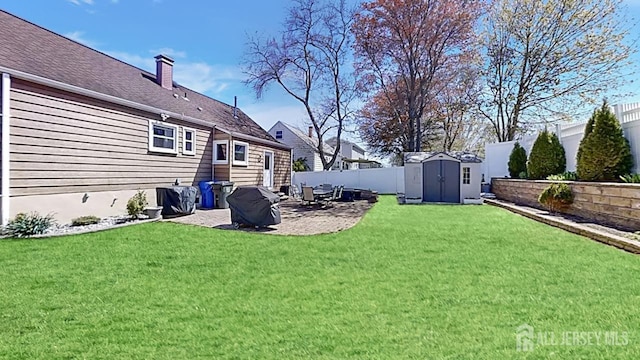 45 Maryknoll Rd, Menlo Park Terrace, NJ 08840 - view of yard featuring a storage shed, a patio, and an outdoor structure