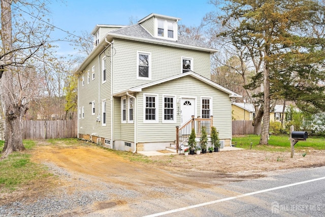 564 Marlboro Rd, Old Bridge, NJ 08857 - american foursquare style home featuring fence and a shingled roof
