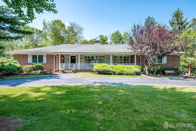 75 Stratford Dr, Colonia, NJ 07067 - photo 1