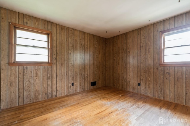 77 Carlton Ave, Piscataway, NJ 08854 - photo 8