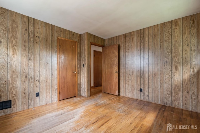 77 Carlton Ave, Piscataway, NJ 08854 - photo 9