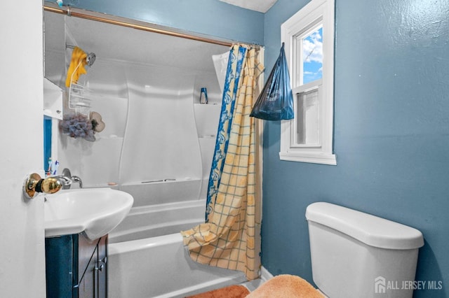 184 Seaman St, New Brunswick, NJ 08901 - bathroom with shower / bath combo with shower curtain and vanity
