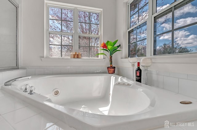 57 Cortland Dr N, East Brunswick, NJ 08816 - full bath featuring a whirlpool tub