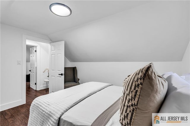 99 Crestview Rd, Fords, NJ 08863 - bedroom featuring lofted ceiling, wood finished floors, and baseboards