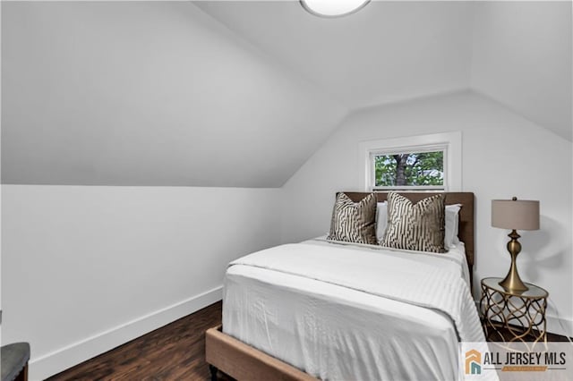 99 Crestview Rd, Fords, NJ 08863 - bedroom featuring vaulted ceiling, wood finished floors, and baseboards