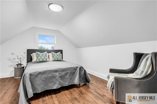 99 Crestview Rd, Fords, NJ 08863 - bedroom featuring vaulted ceiling, wood finished floors, and baseboards