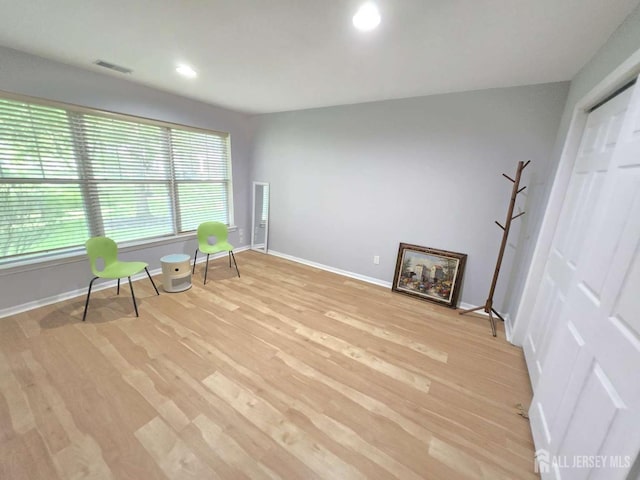 3 Great Beds Way S, Amboy, NJ 08879 - sitting room featuring light wood-style flooring, baseboards, and recessed lighting