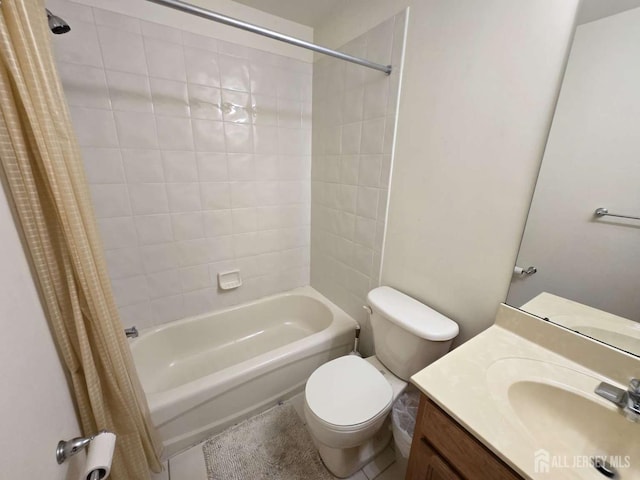 3 Great Beds Way S, Amboy, NJ 08879 - bathroom with shower / bath combination with curtain, toilet, and vanity