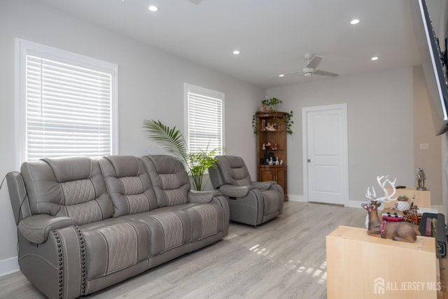 118 Holly St, Port Reading, NJ 07064 - living room featuring light wood finished floors, recessed lighting, a ceiling fan, and baseboards