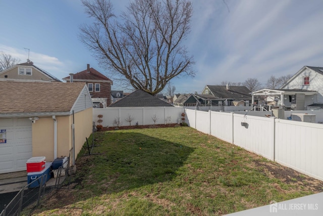 118 Holly St, Port Reading, NJ 07064 - view of yard with a residential view