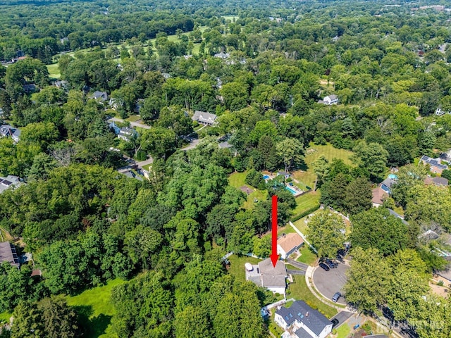 24 Turner Ct, Metuchen, NJ 08840 - aerial view of property and surrounding area with a heavily wooded area