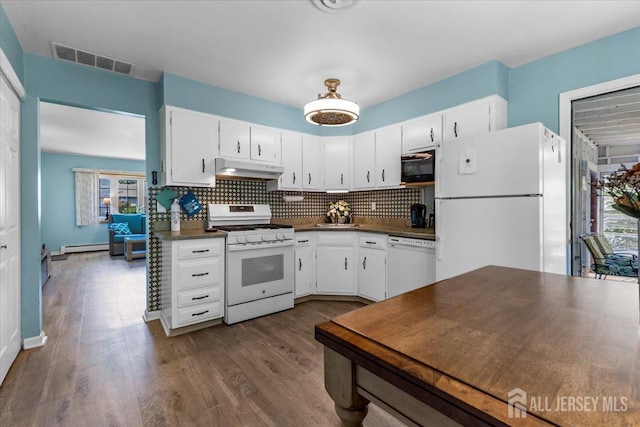 17 Columbine Cir, Toms River, NJ 08755 - photo 11