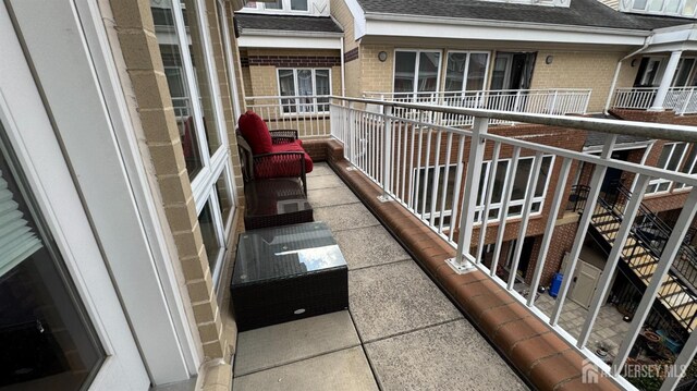 368 Rector St Unit 512, Perth Amboy, NJ 08861 - balcony featuring stairway