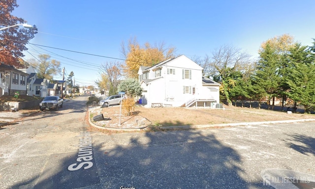 Listing photo 2 for 207 Cypress Ave, Bellmawr NJ 08031