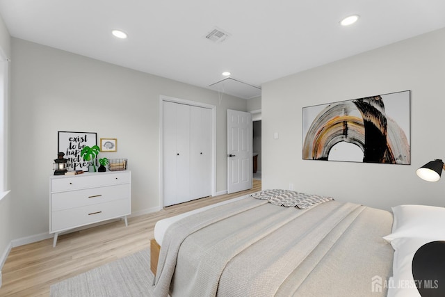 381-C Old Nassau Rd, Monroe, NJ 08831 - bedroom featuring attic access, light wood finished floors, a closet, and recessed lighting