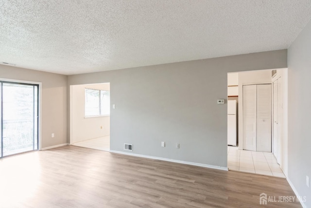 1607 Edison Glen Ter, Edison, NJ 08837 - photo 5