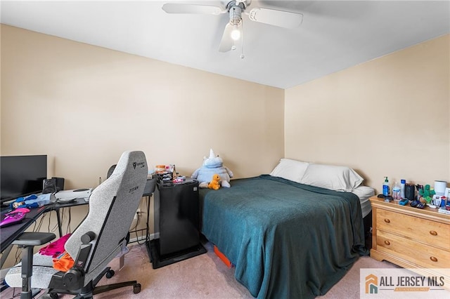 254 Wyoming Ave, Spotswood, NJ 08884 - carpeted bedroom featuring an office area and ceiling fan