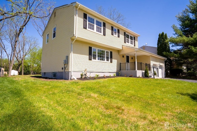 4 Harvey Rd, South Brunswick, NJ 08852 - view of front of property featuring a garage and a front yard