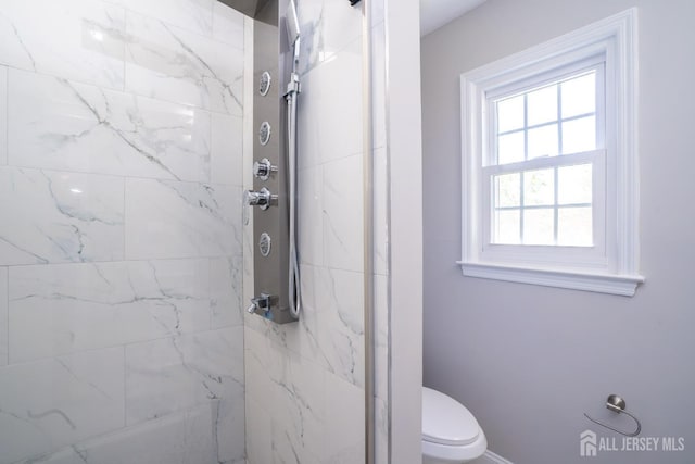 4 Harvey Rd, South Brunswick, NJ 08852 - bathroom with a marble finish shower and toilet