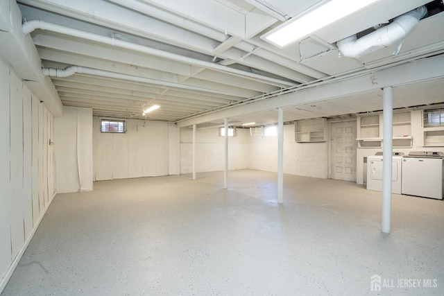 4 Harvey Rd, South Brunswick, NJ 08852 - below grade area featuring washing machine and clothes dryer