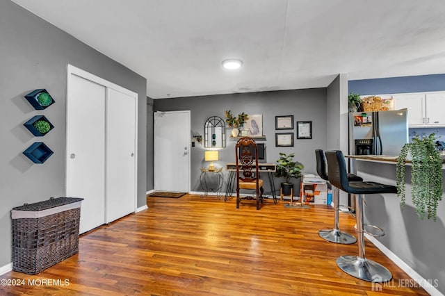 32 Woodedge Ave Unit 5, Edison, NJ 08817 - interior space featuring wood finished floors, an office area, and baseboards