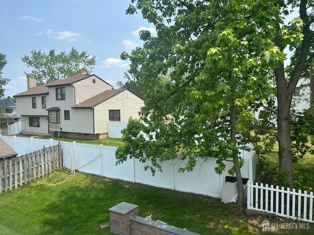 6 Quaker St, Edison, NJ 08820 - view of fenced backyard