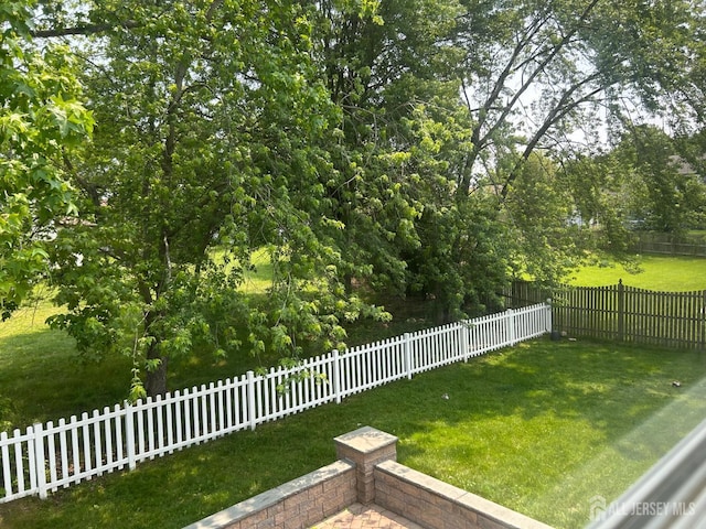 6 Quaker St, Edison, NJ 08820 - view of fenced backyard
