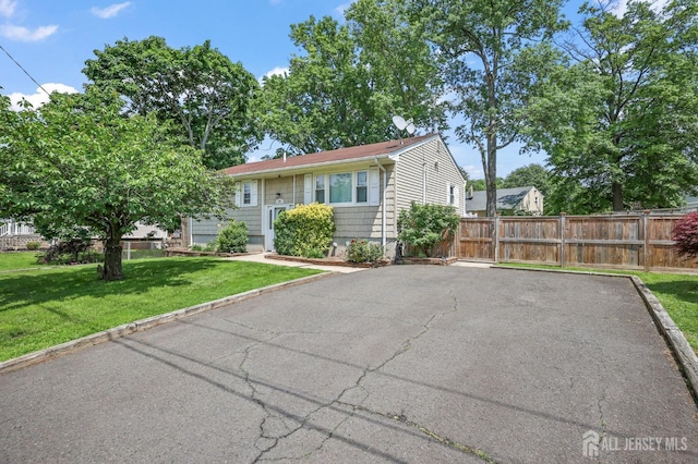 282 Crystal Ave, Avenel, NJ 07001 - photo 2