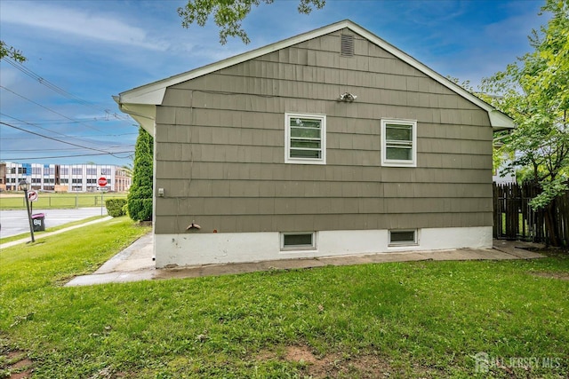84 Kossuth St, Piscataway, NJ 08854 - view of side of property