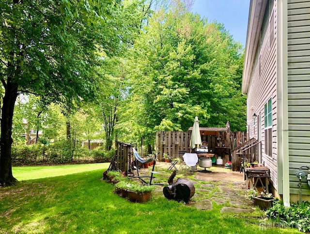 42 Haymarket Ct, East Windsor, NJ 08520 - view of yard