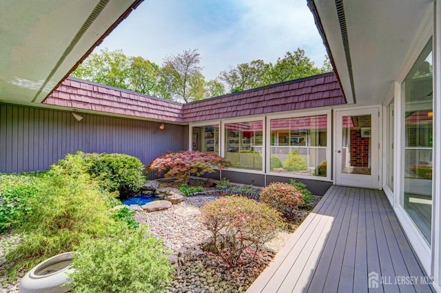 1580 Mountain Top Rd, Bridgewater, NJ 08807 - view of wooden deck